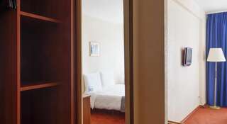 Гостиница «Парк Инн от Рэдиссон Аэропорт Шереметьево Москва» Химки Стандартный двухместный номер с 1 кроватью или 2 отдельными кроватями-8